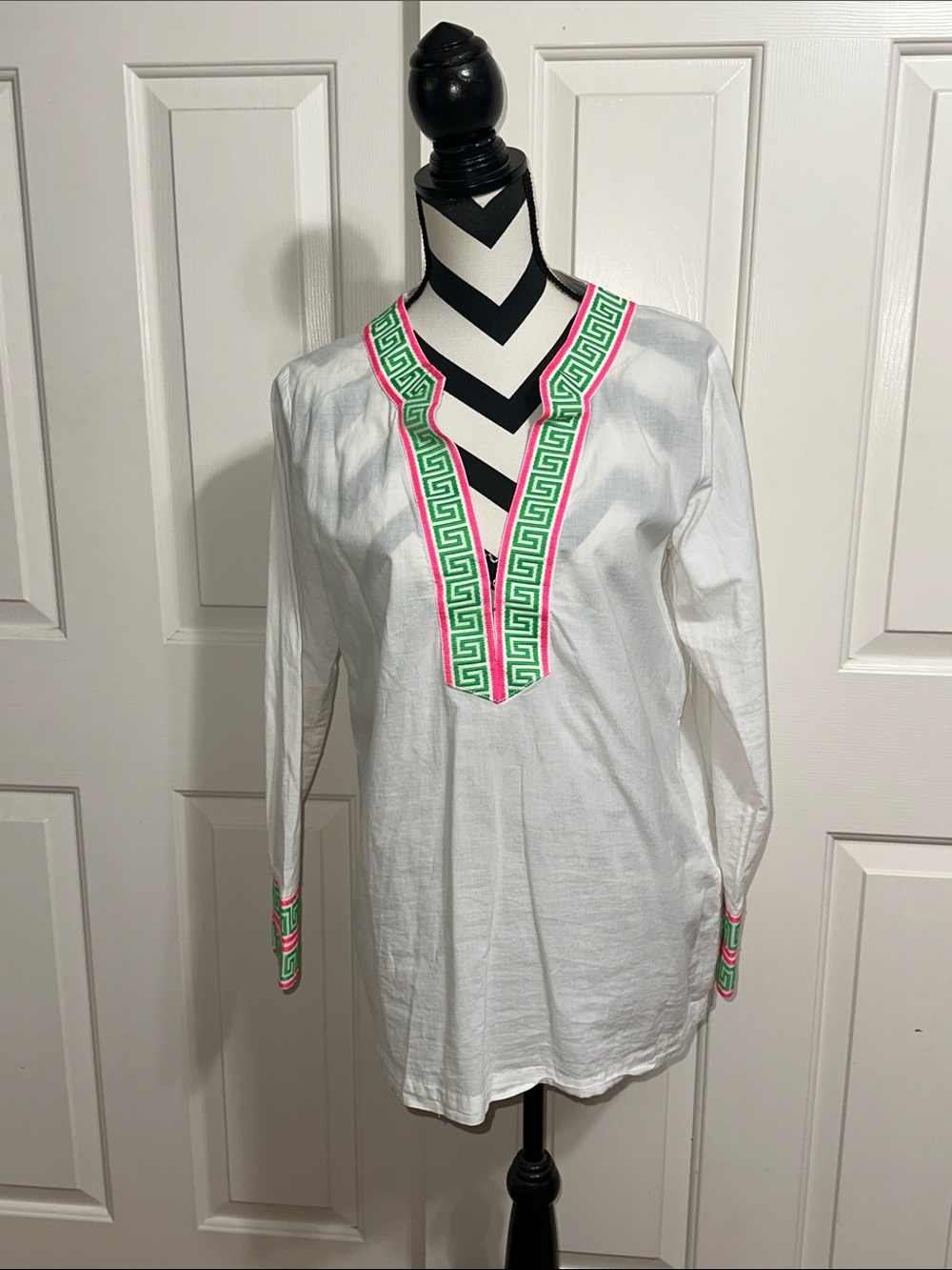 Macbeth Collection White Women’s Tunic Top with Pink & Green Trim